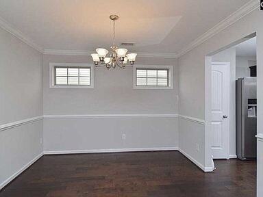 Building Photo - 562 Kimpton Dr