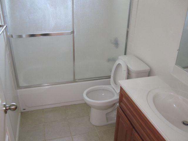 Foto del edificio - 3871 Ryde Ave