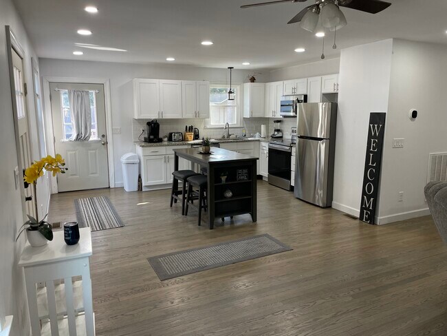 Cocina - 991 State Rd S-10-1490