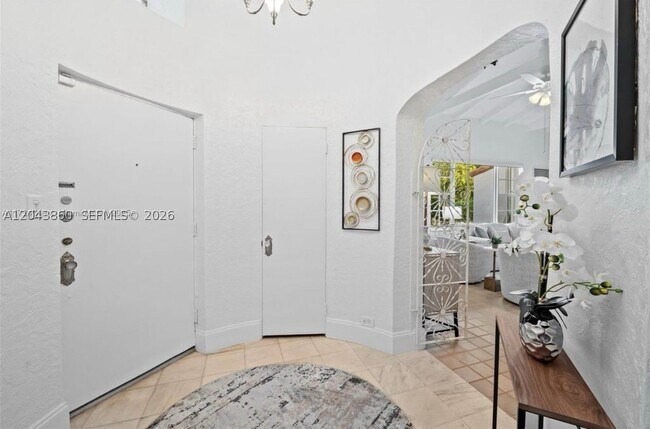 Foto del edificio - 1056 Harrison St