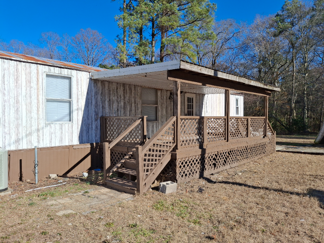 Building Photo - 2 Old Cabin Rd