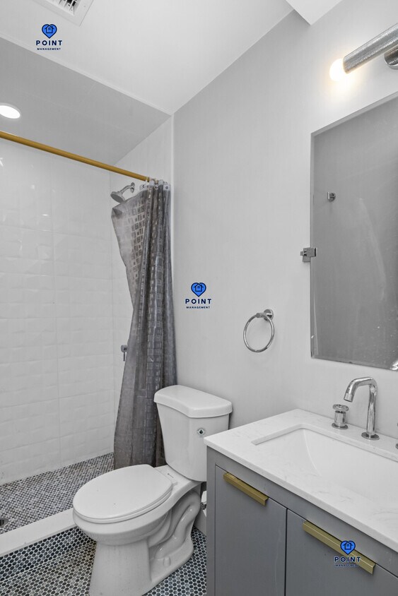 Building Photo - 516 Sumner St