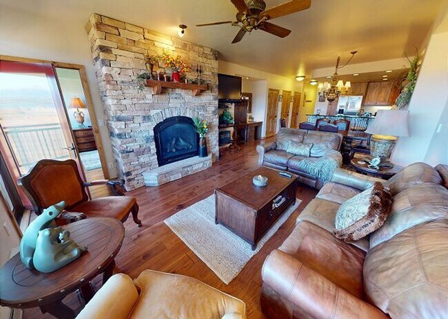 Foto del edificio - Long Term Rental- Timberline Cove 202