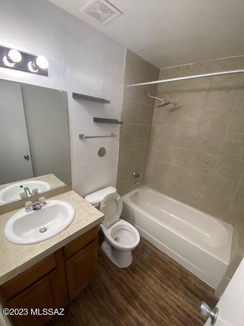 Foto del edificio - 1810 E Blacklidge Dr