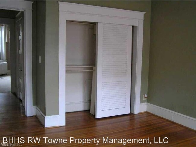 Building Photo - 2 br, 1 bath House - 800 W. Princess Anne ...