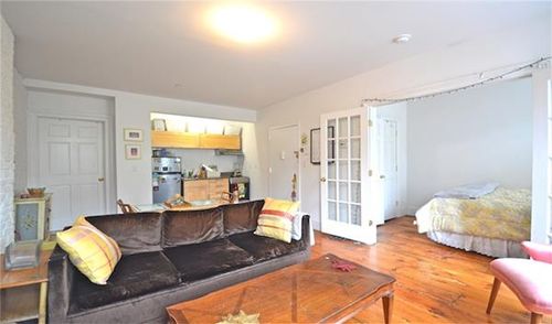 Building Photo - 363 W 20th St