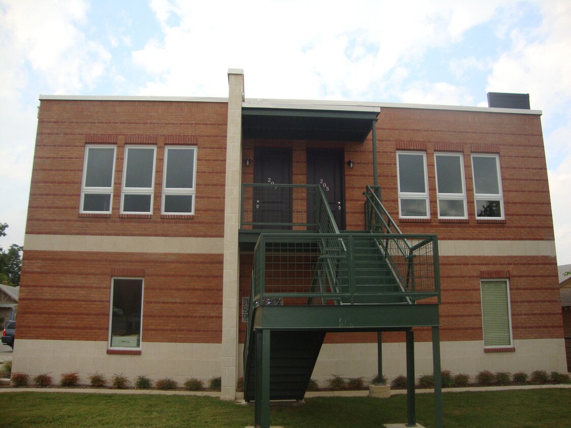 Building Photo - 929 Lipscomb St
