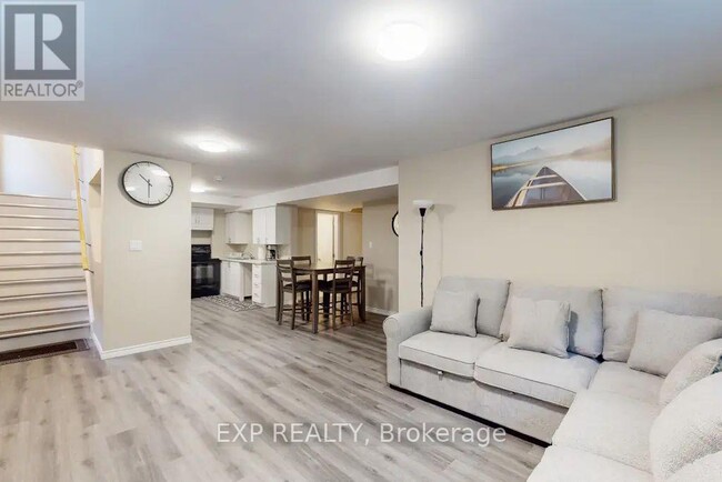 Building Photo - 967 Wright Dr