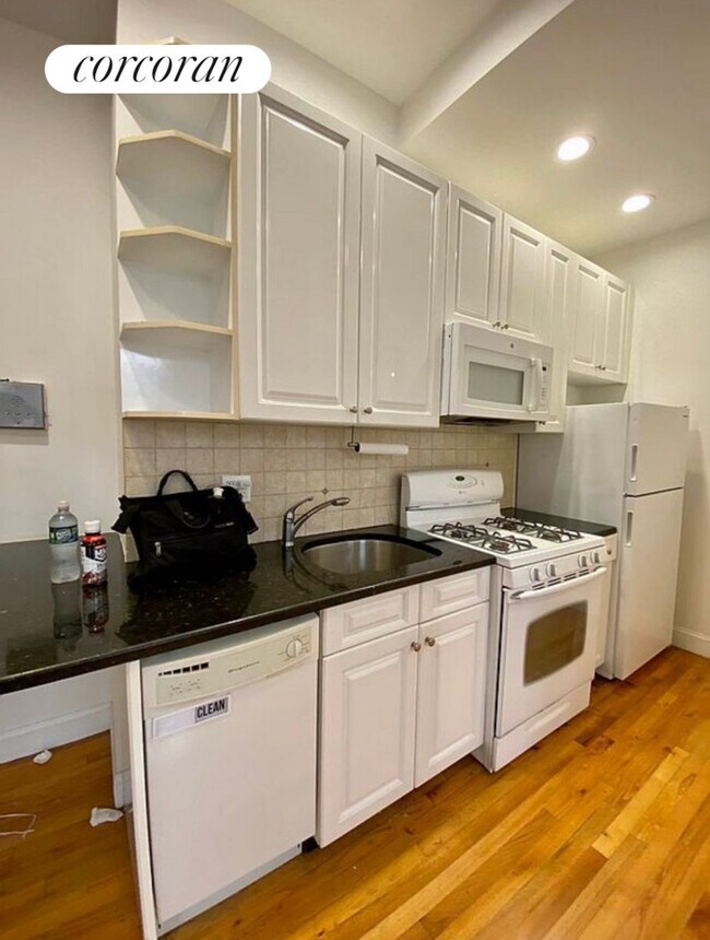 1720 2nd Ave, New York, NY 10128 Room for Rent in New York, NY