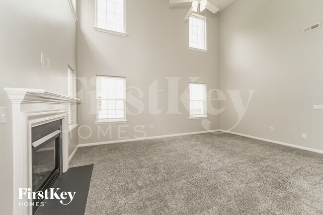 Building Photo - 12204 Palomar Dr