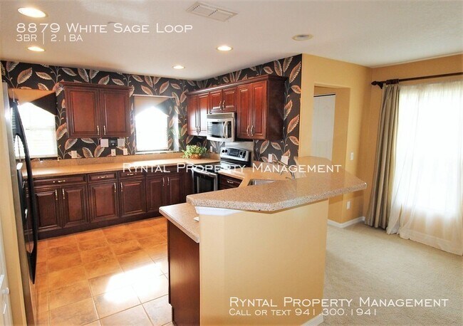 Foto del edificio - 8879 White Sage Loop