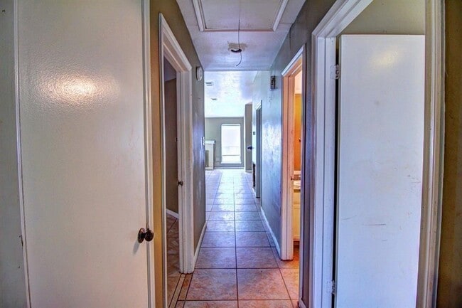 Foto del edificio - 11818 Plumpoint Dr