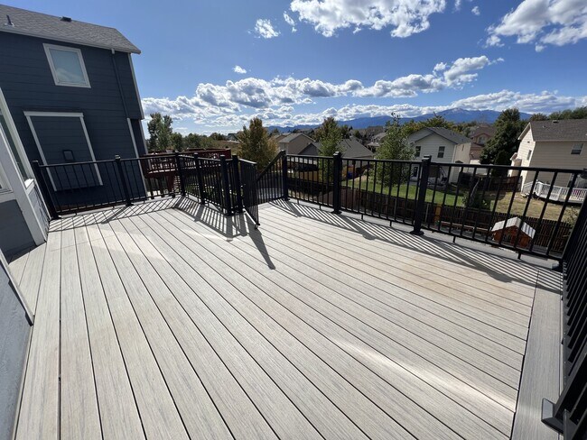 Building Photo - 3966 Pronghorn Meadows Cir