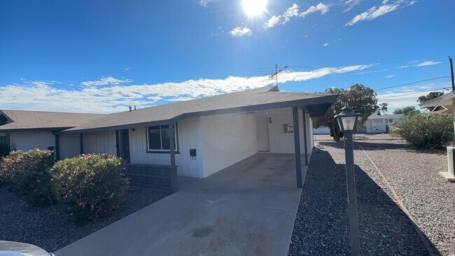 Foto del edificio - 2 Bedroom - 2 Bath - 1400 Sq. Ft. Home - 55+ Community in Sun City