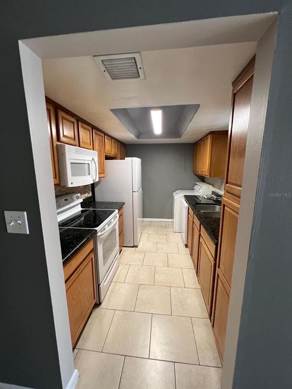 Foto del edificio - 2634 Lemon Tree Ln