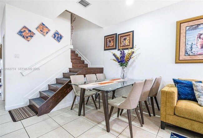 Foto del edificio - 343 NE 37th Terrace
