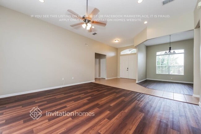 Foto del edificio - 2856 Majestic Isle Dr
