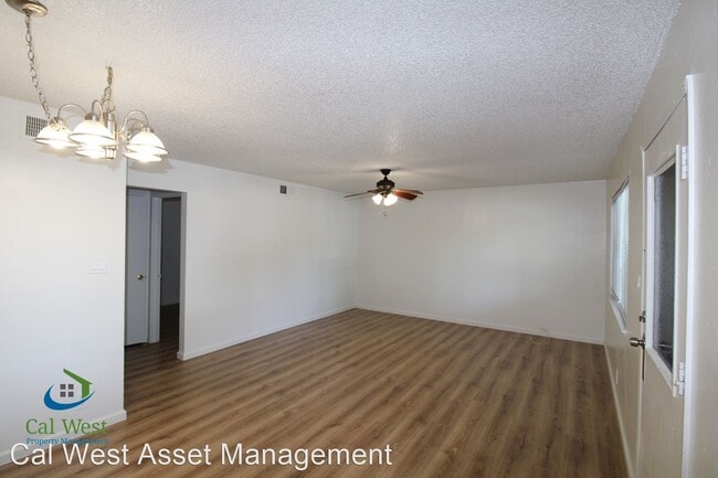 Building Photo - 2 br, 1 bath House - 331 Blossom Hill Rd #1