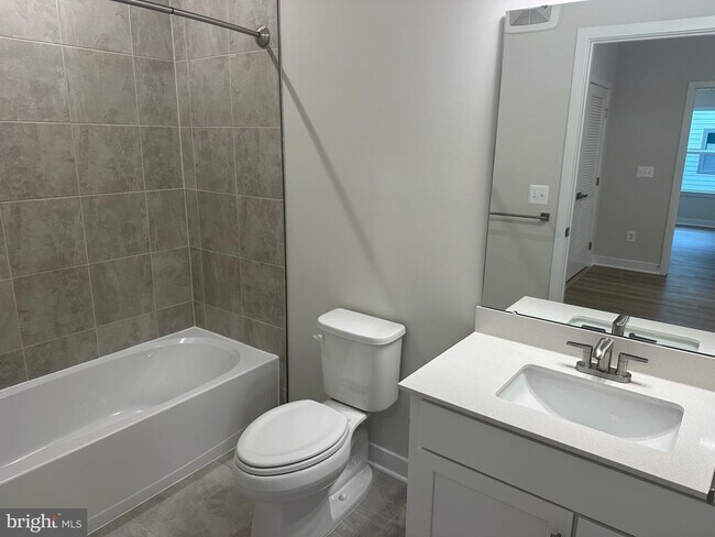 Foto del edificio - 14401 Milk Thistle Ln