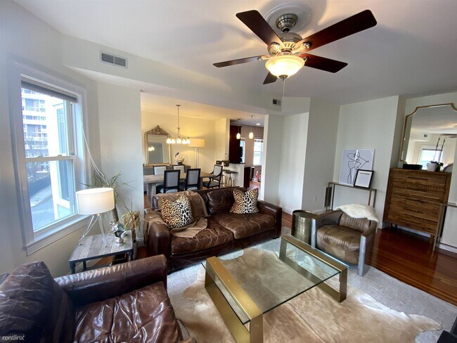 Building Photo - 2 br, 1 bath  - 226 Banks St Apt 5R