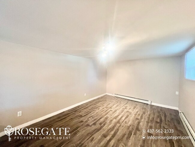 Photo du bâtiment - Renovated 2-Bedroom Unit | 900 Sq Ft | Qui...