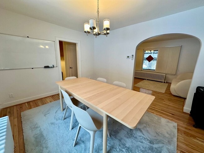 Foto del edificio - 6526 Rosemoor St