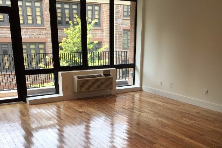 Primary Photo - 65 Park Pl