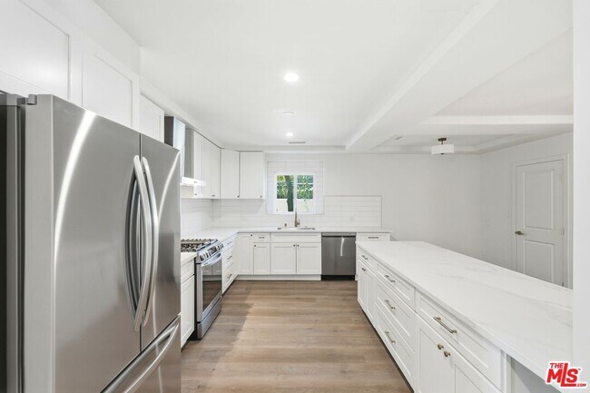 Foto del edificio - 12455 Milbank St