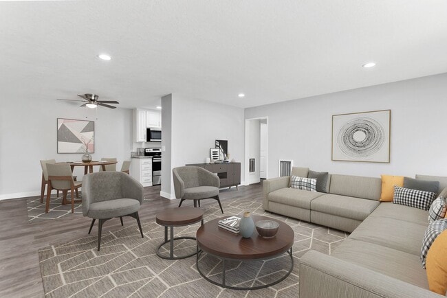 Interior Photo - Lakewood Colony Apartments