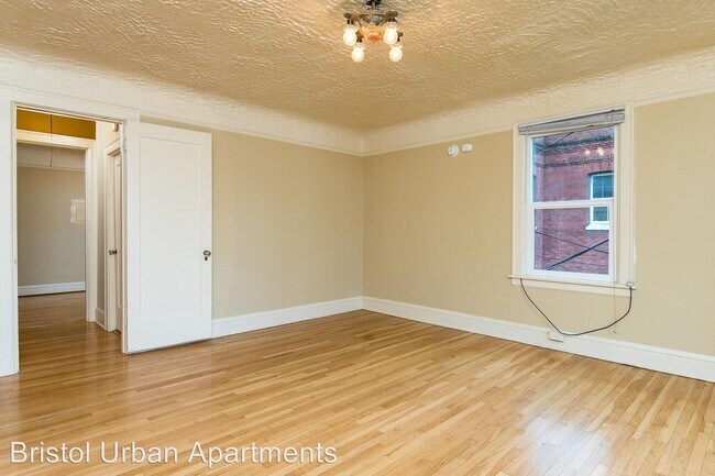 Foto del edificio - 1424 SW Montgomery St