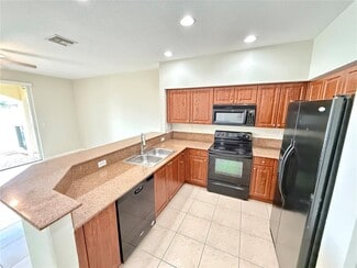 Building Photo - 8380 SW 25th Ct