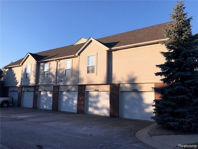 Building Photo - 27208 Chesapeake Cir
