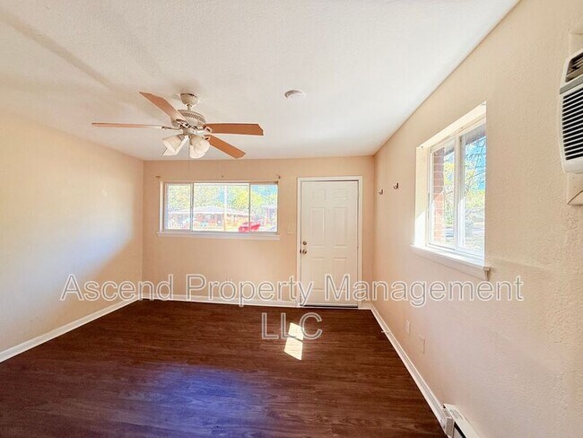 Foto del edificio - 2108 Cooley St