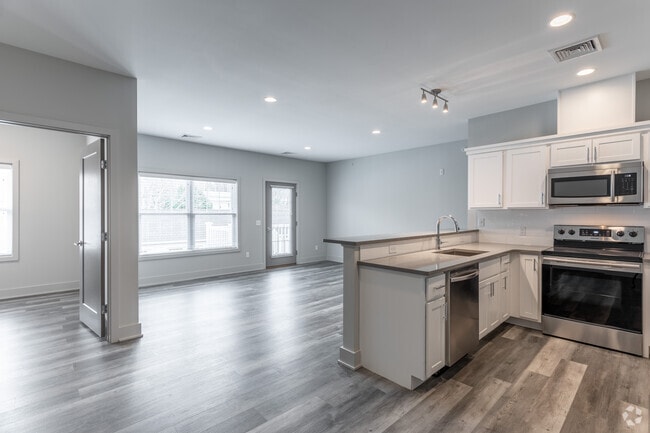 Interior Photo - The Mews at Sandy Hook