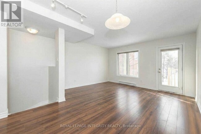 Building Photo - 2627 Longfields Dr