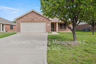 Building Photo - 536 Del Mar Dr