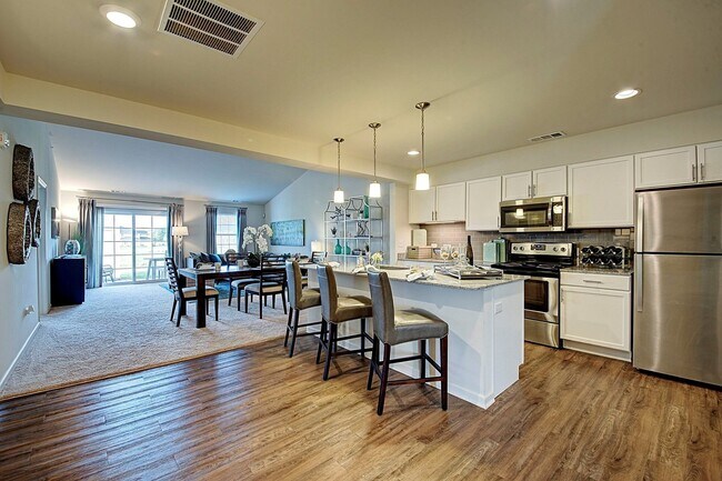 Foto del edificio - 4233 Pond Willow Rd