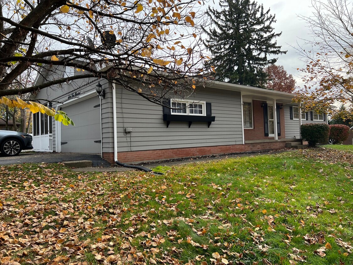 6400 Lake O Springs Ave NW