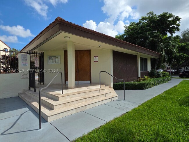 Foto del edificio - 9060 SW 125th Ave