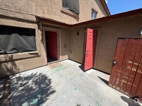 Building Photo - 4051 W Wonderview Rd