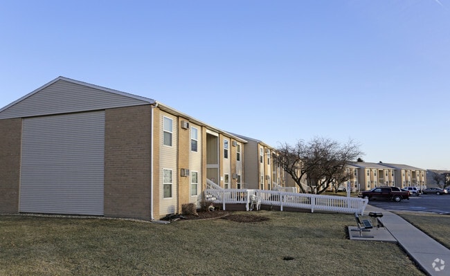 Building Photo - Gracefield Apartments