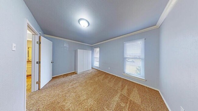 Foto del edificio - 5116 Presidio Dr