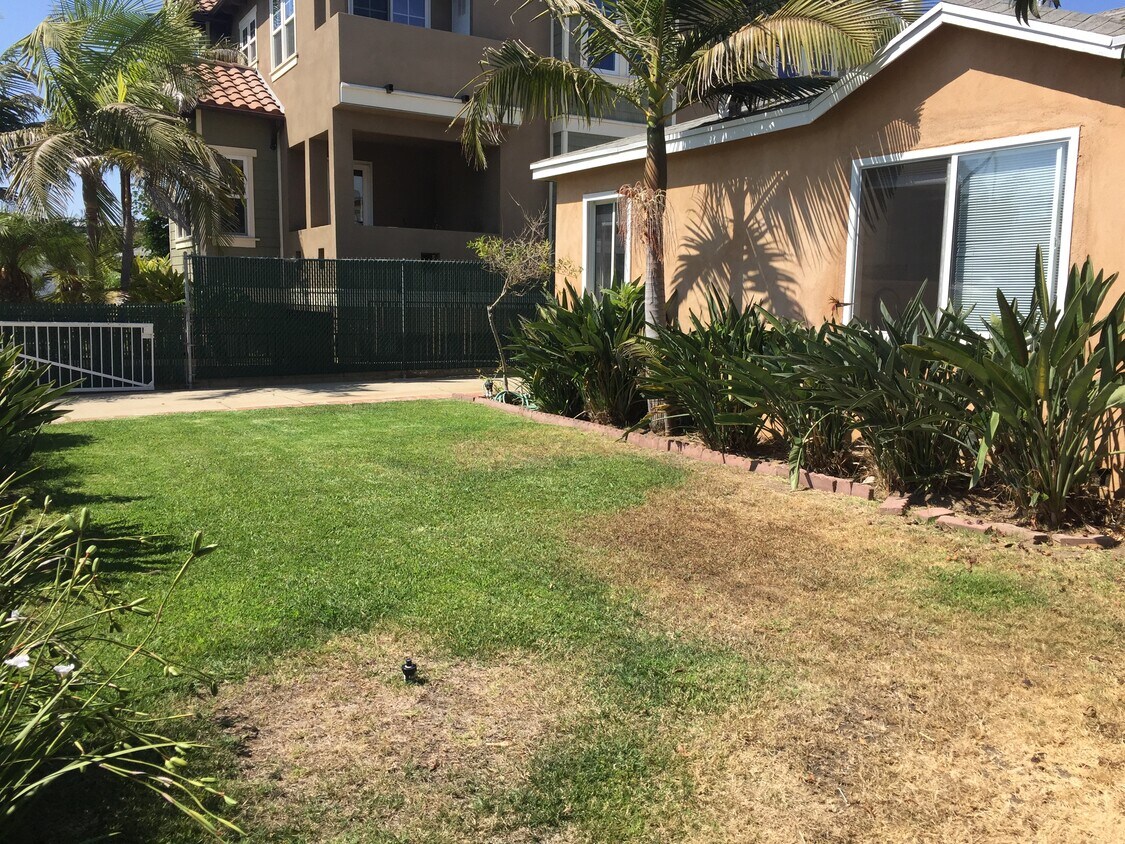 Foto principal - 3980 Tilden Ave