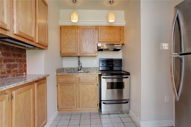 Building Photo - 523 Dumaine St