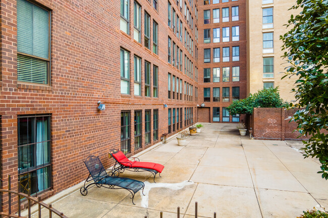 Rear Patio - The St. George