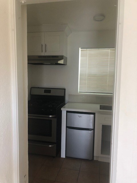 Foto principal - 6363 Hazeltine Ave