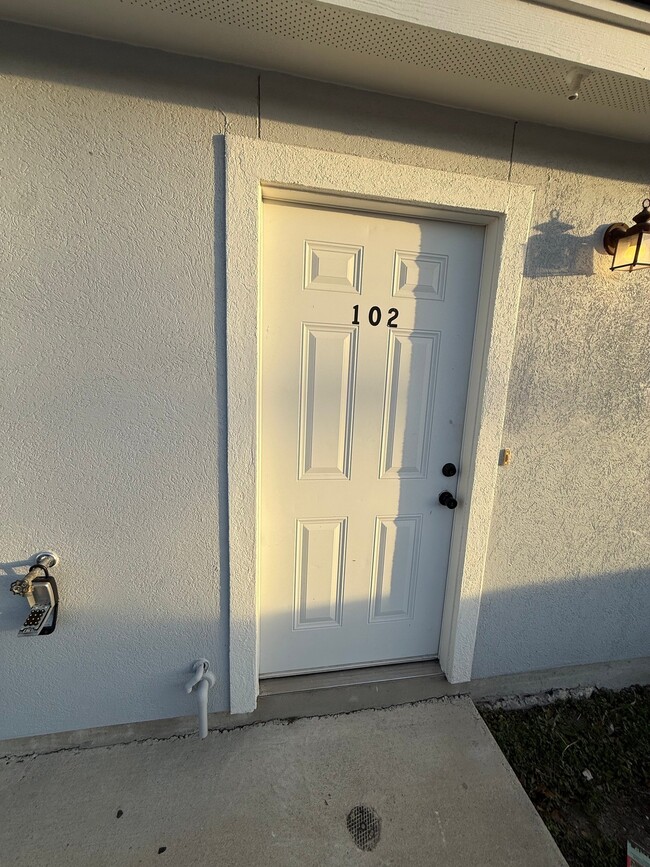 Photo - 11114 Baywood St Apartment