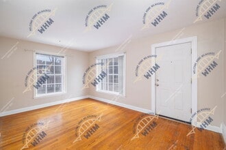 Building Photo - 3258 S Kinnickinnic Ave