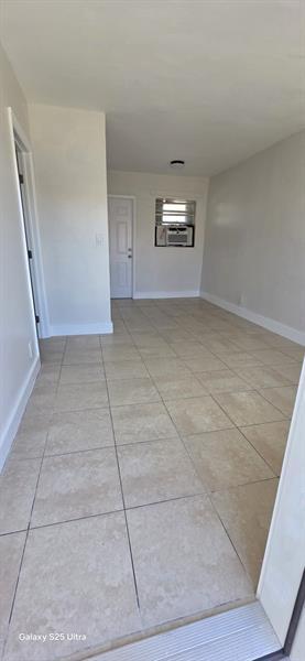 Foto del edificio - 145 SW 5th Ct