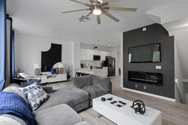 Foto del edificio - 3 br, 2.5 bath House - 3195 N Oasis Dr